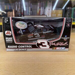 Vintage Motorworks Nascar 1:32 RC GM Goodwrench Dale Earnhardt Car #3 NIB